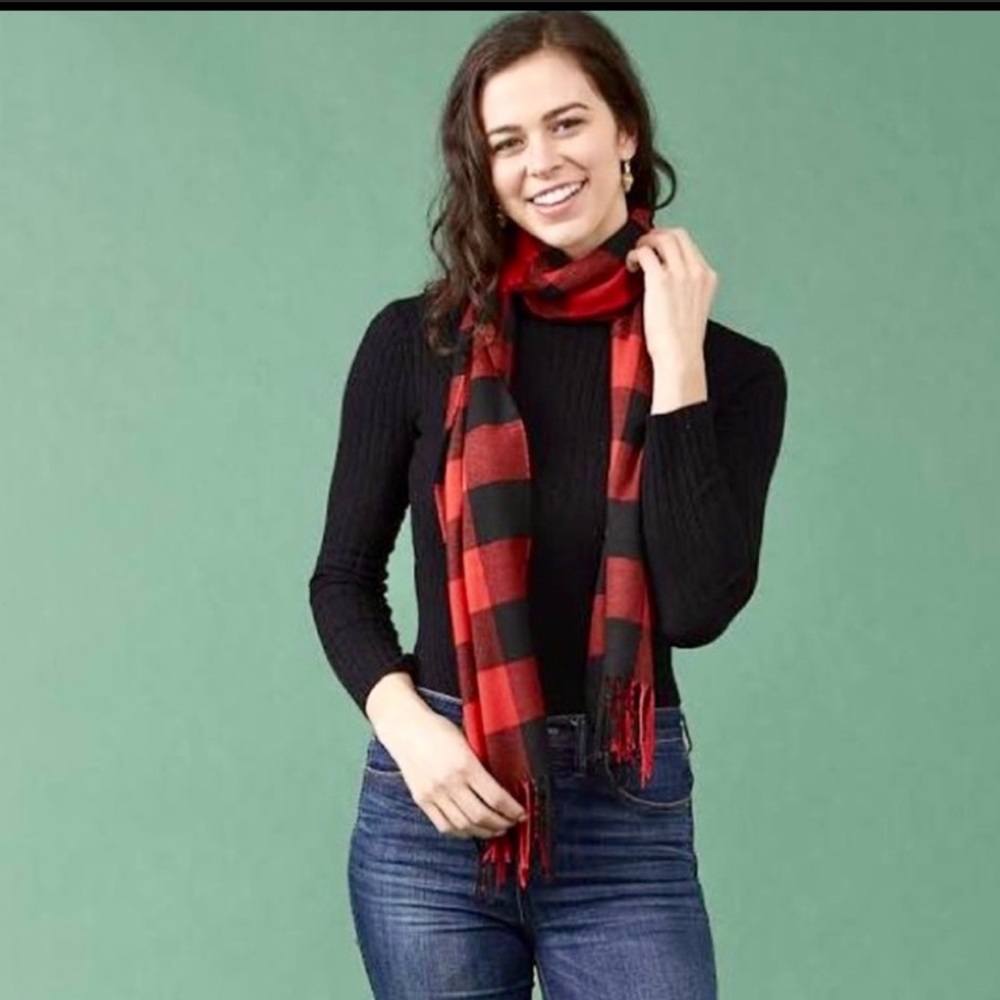 NIB Old Navy Buffalo plaid scarf